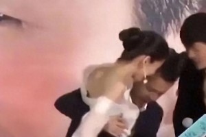 明星背后的资本操控：杨颖林更新刘亦菲的无奈